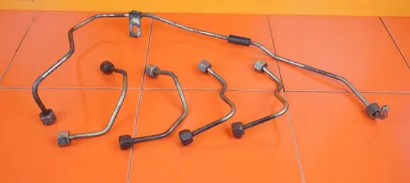 Renault Master II Fuel injector supply line/pipe G9U720