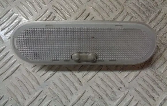 Nissan Note (E12) Rear seat light