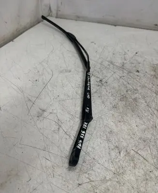 Volkswagen Transporter - Caravelle T5 Front wiper blade arm 7E1955410A