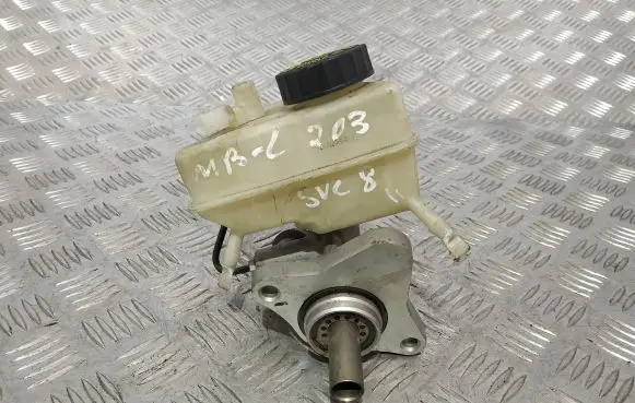 Mercedes-Benz C W203 Master brake cylinder A2034300002