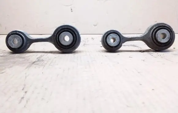 Rear anti-roll bar/stabilizer link