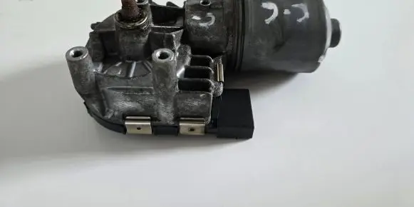 Audi A6 S6 C6 4F Wiper motor 0390241771 4F1955119