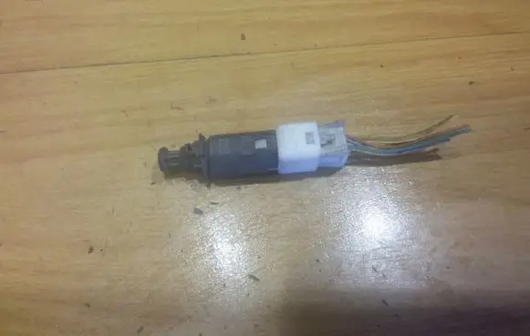Renault Laguna II Brake pedal sensor switch 414988