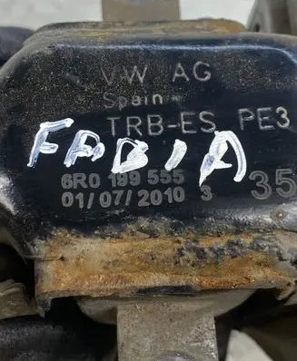 Skoda Fabia Mk2 (5J) Gearbox mount 6R0199555 01072010