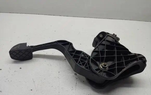 Volkswagen PASSAT B6 Clutch pedal 3C2721059AA 3C2721059 1K0722796