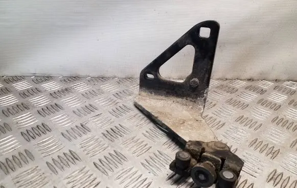 Renault Trafic III (X82) Sliding door lower roller guide/hinge 745978999R
