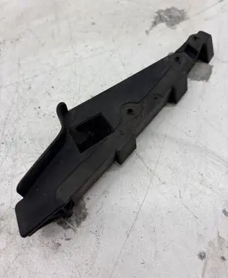 Mini One - Cooper R50 - 53 Front bumper mounting bracket 6800799 PA66GF15