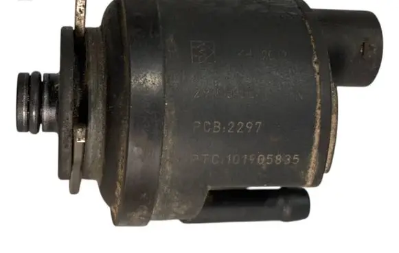 BMW 5 E60 E61 Fuel filter heater 7788702