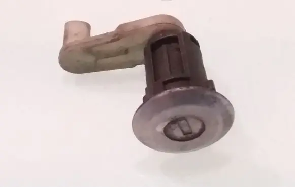 Renault Scenic I Front door lock (next to the handle) 500375