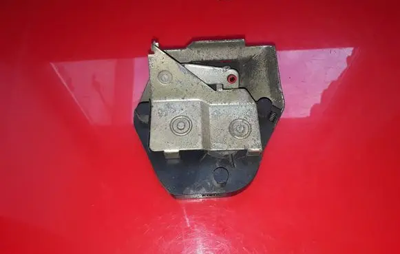 Citroen Berlingo Tailgate/trunk/boot lock/catch/latch NOCODE