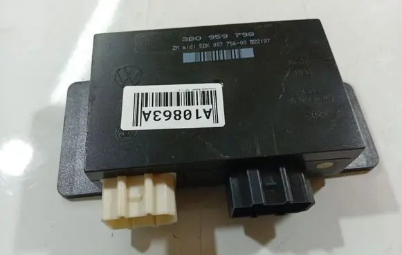 Volkswagen PASSAT B5 Comfort/convenience module 3B0959798