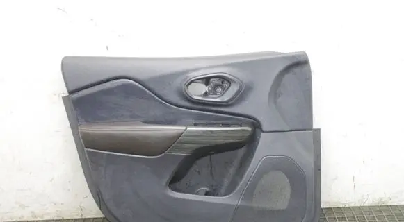 Jeep Cherokee Front door card panel trim 68141925AC