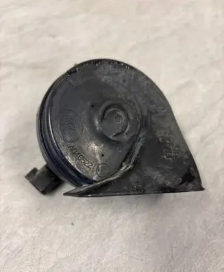 Volvo V70 Horn signal 0055306
