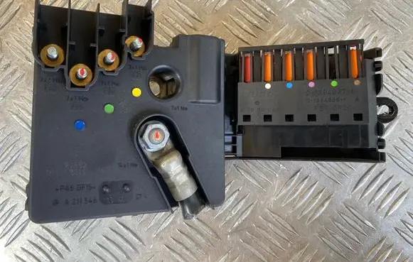 Porsche Cayenne (9PA) Positive wiring loom A2115461341