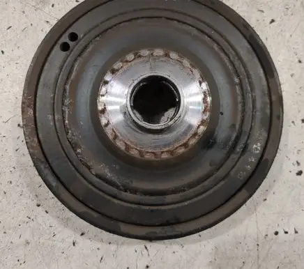 Renault Megane II Crankshaft pulley 20624110