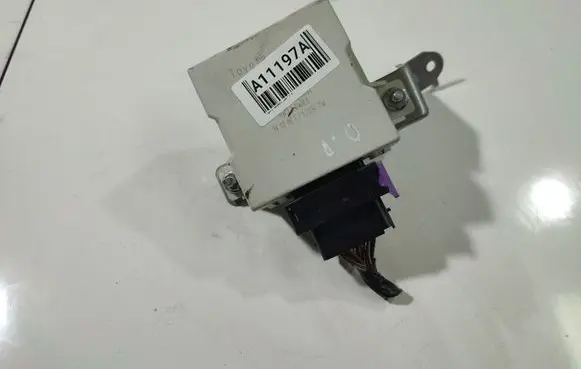 Toyota Avensis T250 Other control units/modules 8594005040