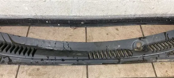 Citroen C3 Wiper trim 9684150580