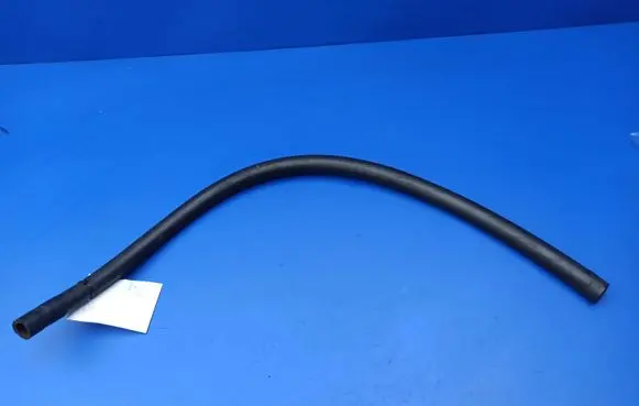 Mercedes-Benz S W140 Engine coolant pipe/hose