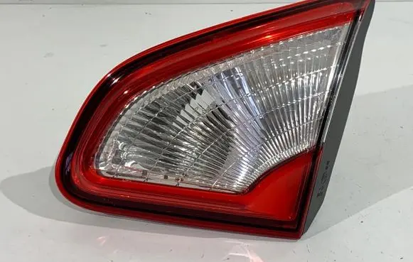 Nissan Qashqai Rear/tail lights 89503209