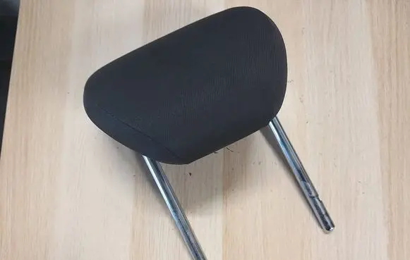 Seat Ibiza IV (6J,6P) Rear seat headrest 