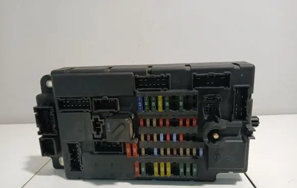 Mini One - Cooper R57 Fuse module 519318117