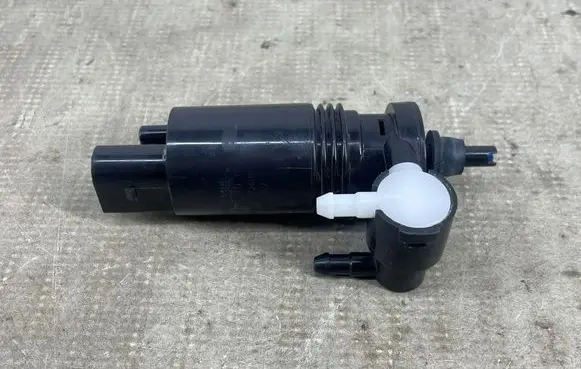 Land Rover Range Rover Sport L494 Windscreen/windshield washer pump 1020133002
