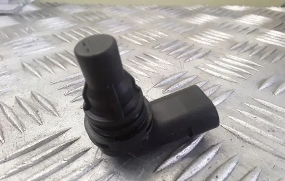 Opel Insignia A Camshaft position sensor 55216243