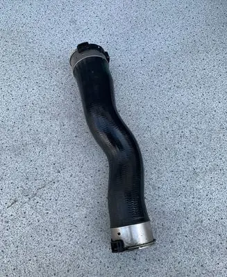 BMW 5 F10 F11 Intercooler hose/pipe 7810614