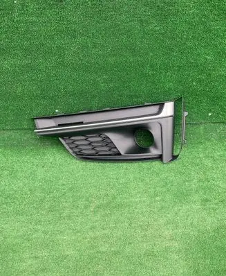 Audi A5 Front bumper lower grill 8W6807682G