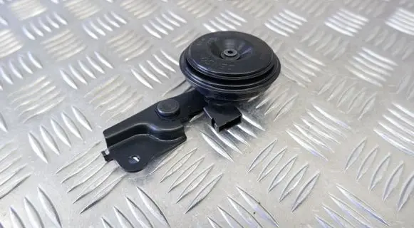 Toyota Yaris XP210 Horn signal 86560K0020