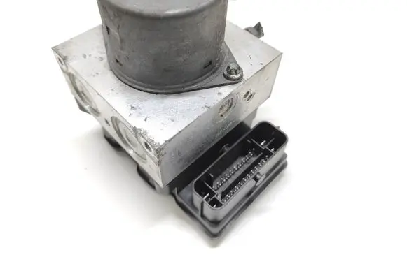 Ford Mondeo MK IV ABS Pump 7G912C405AA 16565701 54084874A