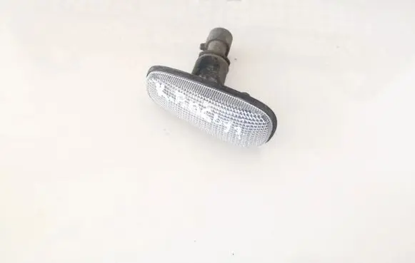 Opel Zafira A Front fender indicator light 90560403