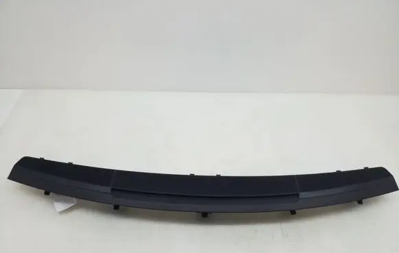 Mercedes-Benz C W204 Cover in windowsill A2046830130
