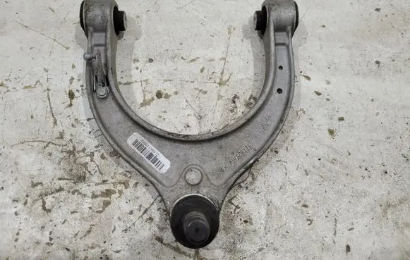 Front lower control arm/wishbone