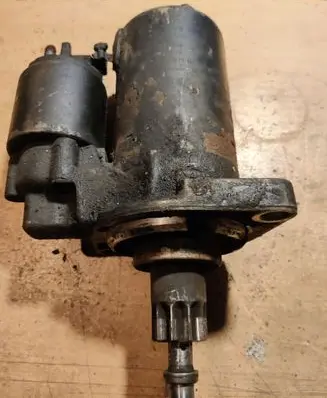 Volkswagen Sharan Starter motor 0001107022 02A911023T