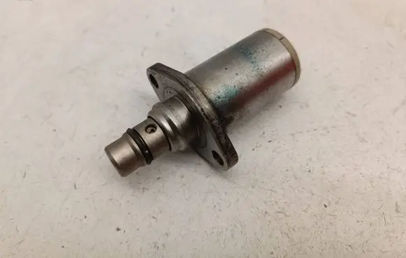 Nissan X-Trail T30 Fuel pressure regulator A6860AW420 A6860AW42B RE531864