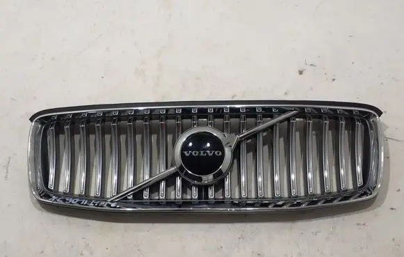 Volvo XC90 Front grill 31698381