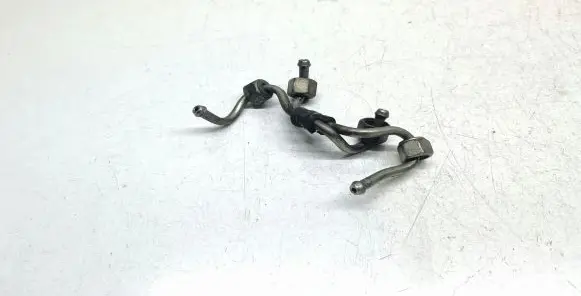 BMW X3 E83 Fuel injector supply line/pipe 
