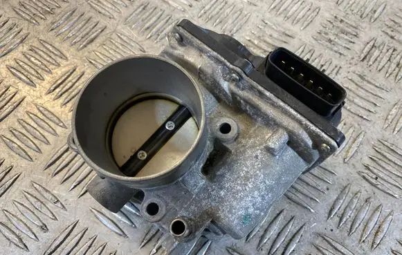 Lexus CT 200H Throttle valve 2203037060 B2057 142006R06