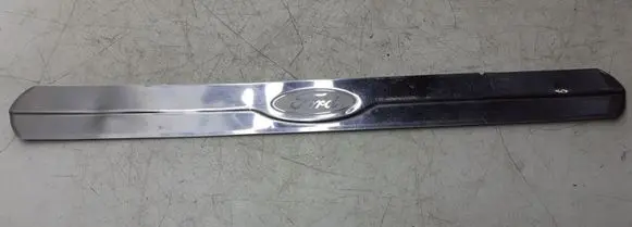 Ford S-MAX Front sill trim cover