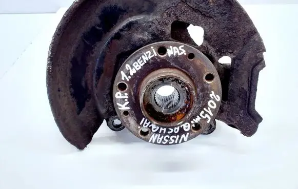 Nissan Qashqai Front wheel hub