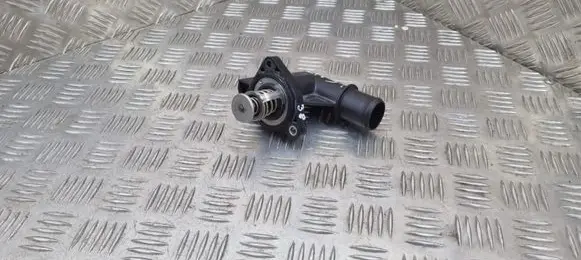 Mazda CX-5 Thermostat/thermostat housing SH0115172