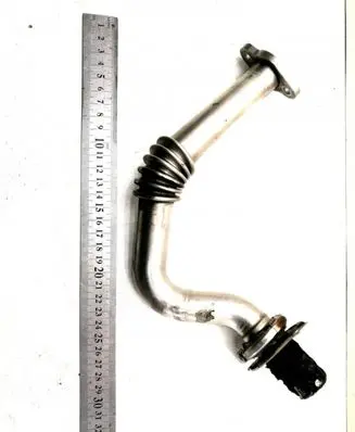 Audi Q3 8U EGR valve line/pipe/hose 03L131521R
