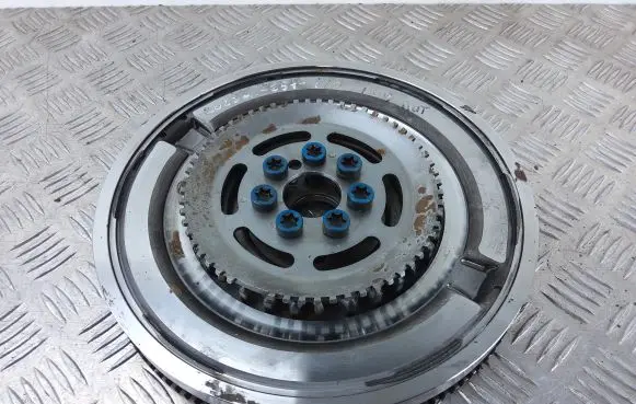 Hyundai i20 (BC3 BI3) Dual mass flywheel 2320007510