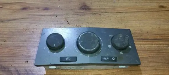 Opel Zafira B Climate control unit