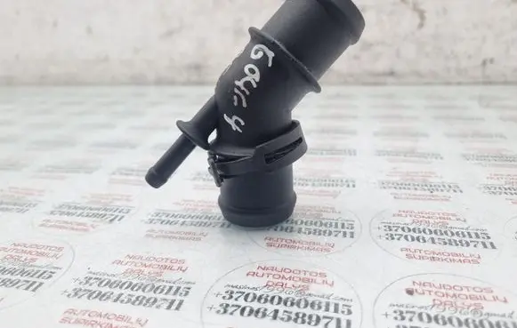 Volkswagen Golf IV Engine coolant pipe/hose