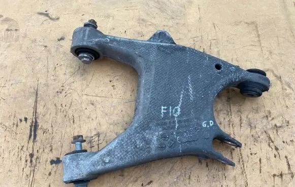 BMW 5 F10 F11 Rear upper control arm/wishbone 6865900 560912