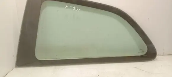 Ford Fiesta Rear side window AS2