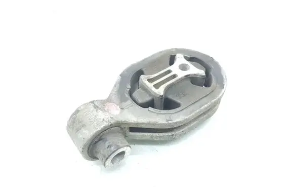 Nissan Juke I F15 Engine mount bracket