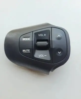 KIA Carens III Steering wheel buttons/switches 56130-a4000